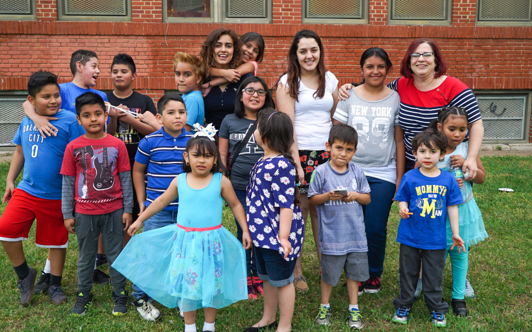 Strengthening Families / Fortaleciendo Familias – Picnic & Graduation